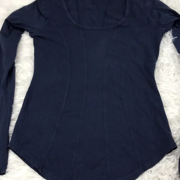 Lululemon Between The Lines Long Sleeve Deep Navy - Picture 4 of 8